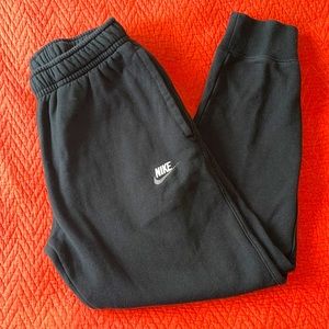 Black Nike sweatpants. Size small.